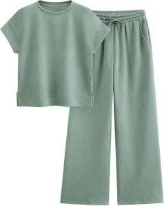 t-shirt-pant