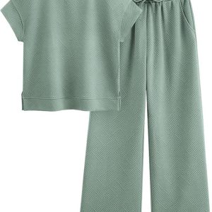 t-shirt-pant